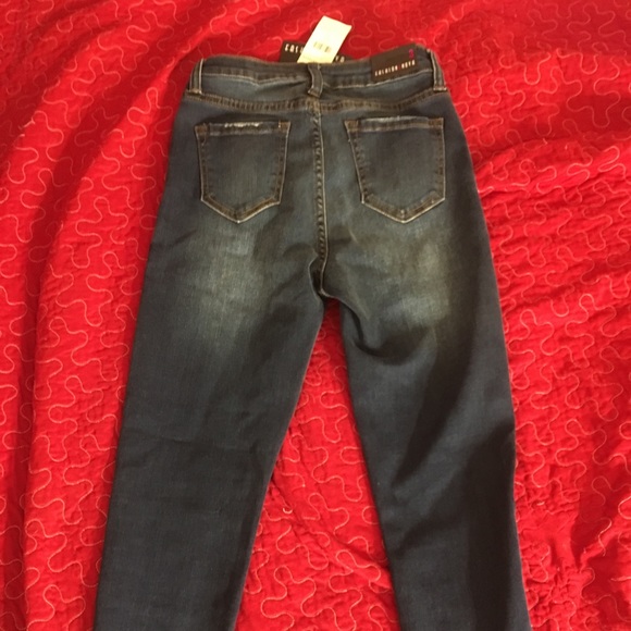 Fashion nova jeans - Picture 3 of 4